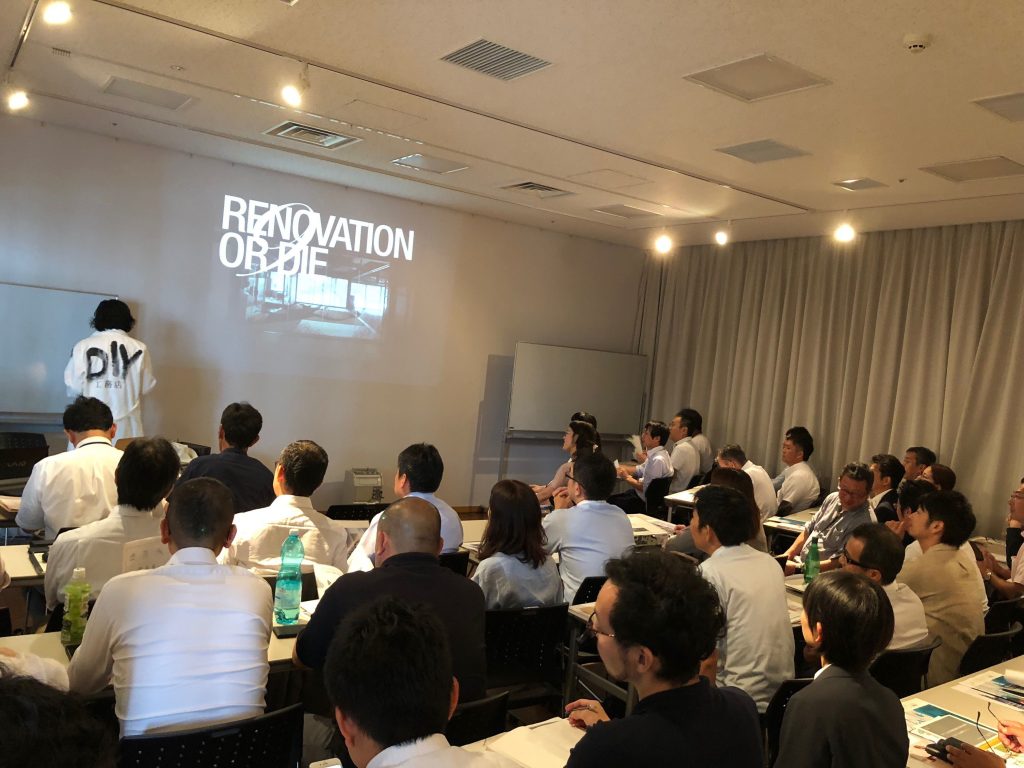 リノベーションにDIYの楽しさを加えた家づくりを提唱する久田社長。熱い話に大盛り上がりでした。
